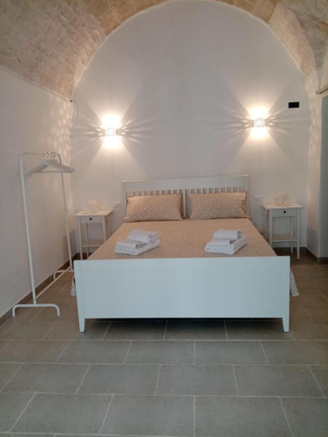 Apartment Flat In White *
